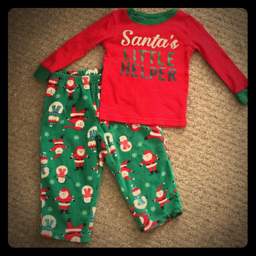 Carter’s Christmas Santa cozy pajamas 18 months!!!